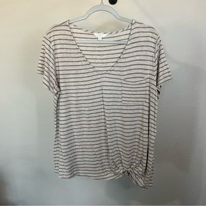 Cream and grey loose fit T-shirt with twist (164)